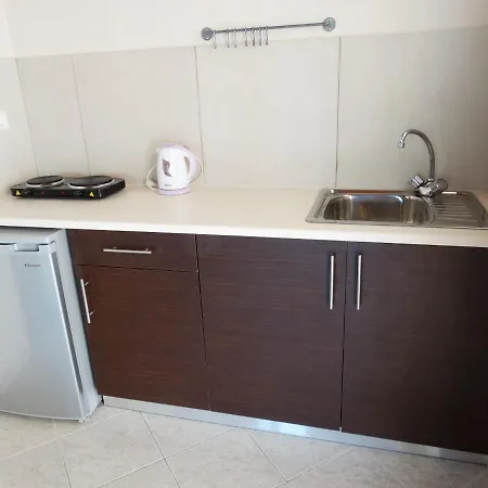 アパート Oasis Club