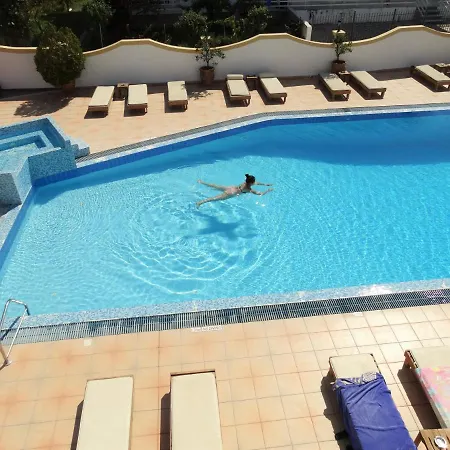 アパート Oasis Club カボス