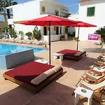 Oasis Club