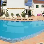 Oasis Club * Kávos