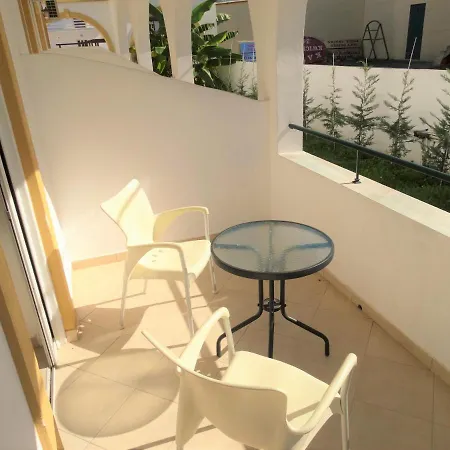 Oasis Club Кавос
