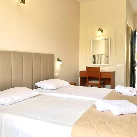 Oasis Club Apartment