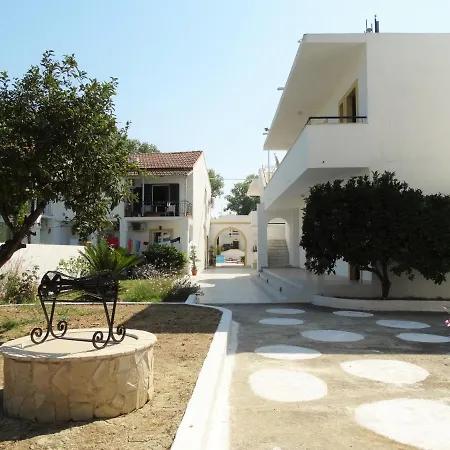 Oasis Club Apartment