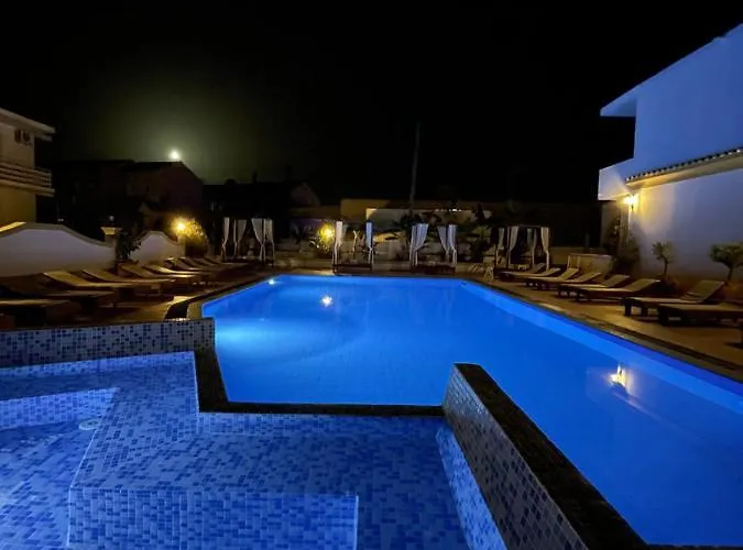 Apartament Oasis Club *