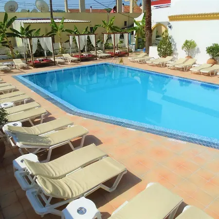 Oasis Club شقة Kávos
